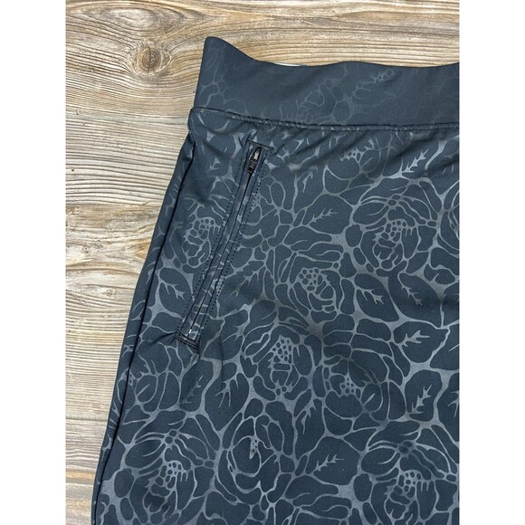 NWT Orvis Travel Skort Women’s L Black Rose Embossed Pull On Stretch Athleisure - Picture 3 of 16